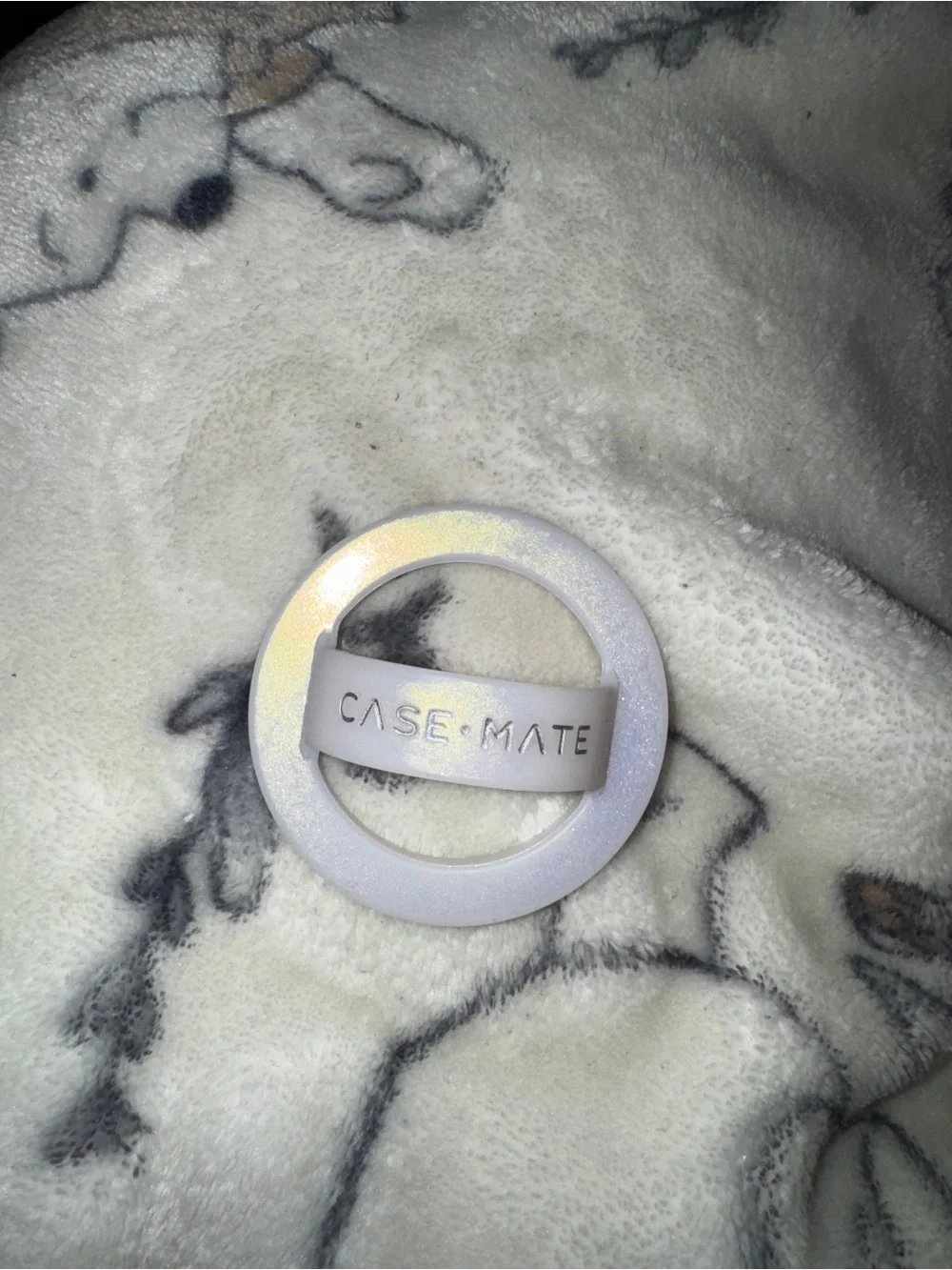 Case-Mate Iridescent White Phone Ring Grip